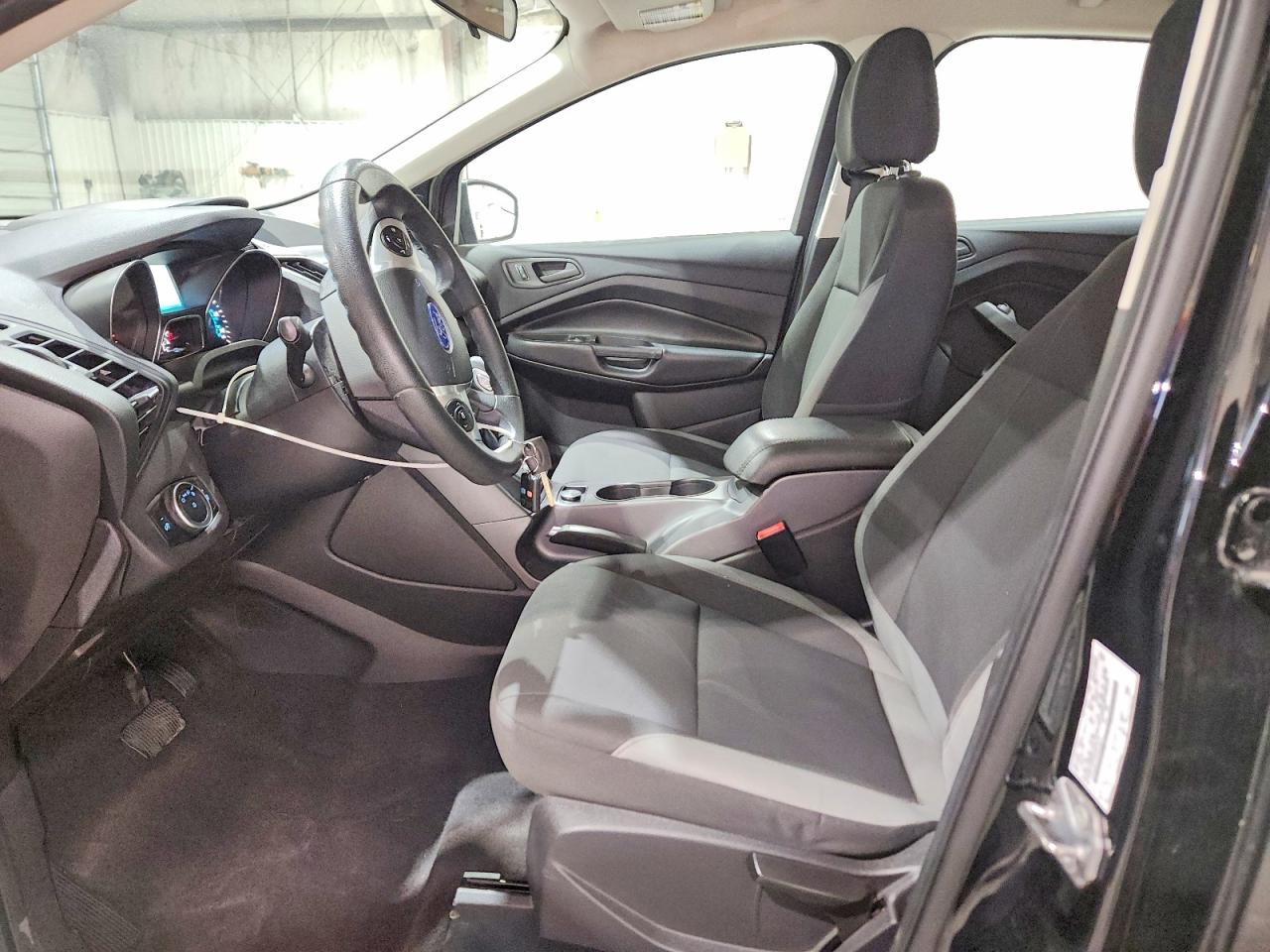 Ford Escape S