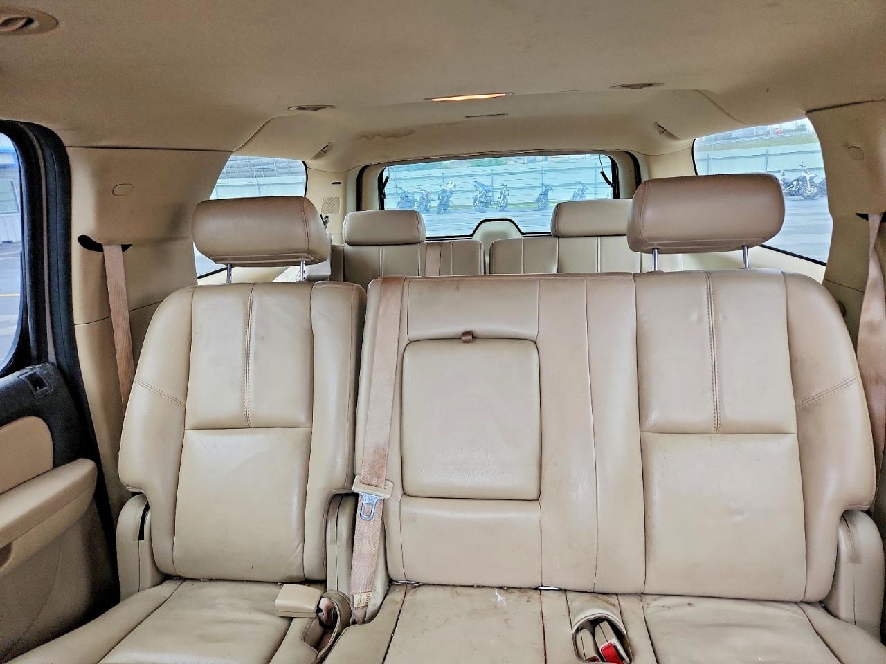 Chevrolet Suburban K1500