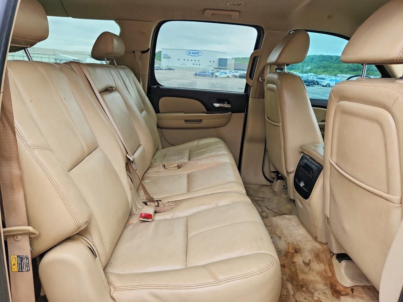 Chevrolet Suburban K1500
