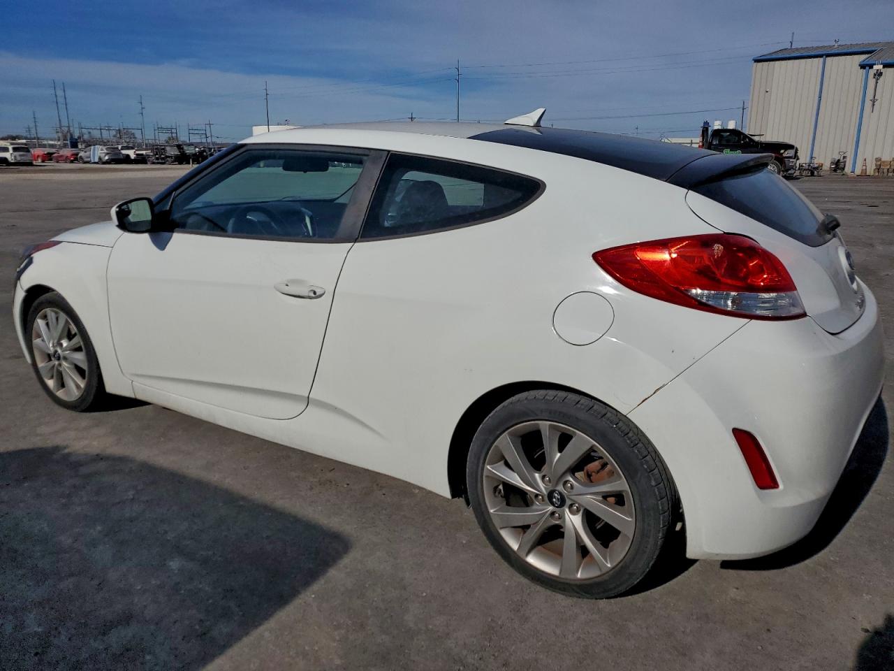 Hyundai VELOSTER Base