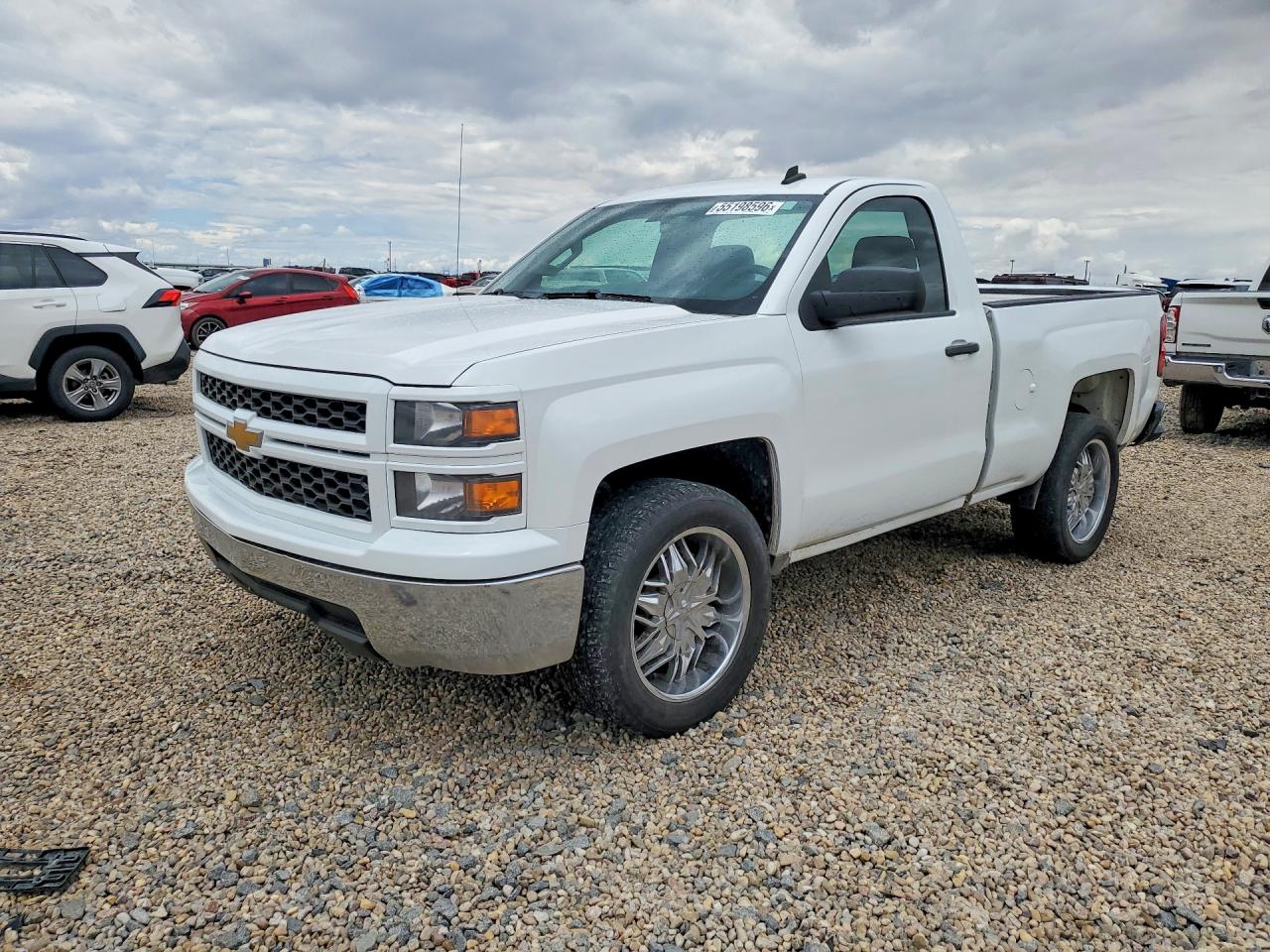 Salvage Chevrolet Silverado Image
