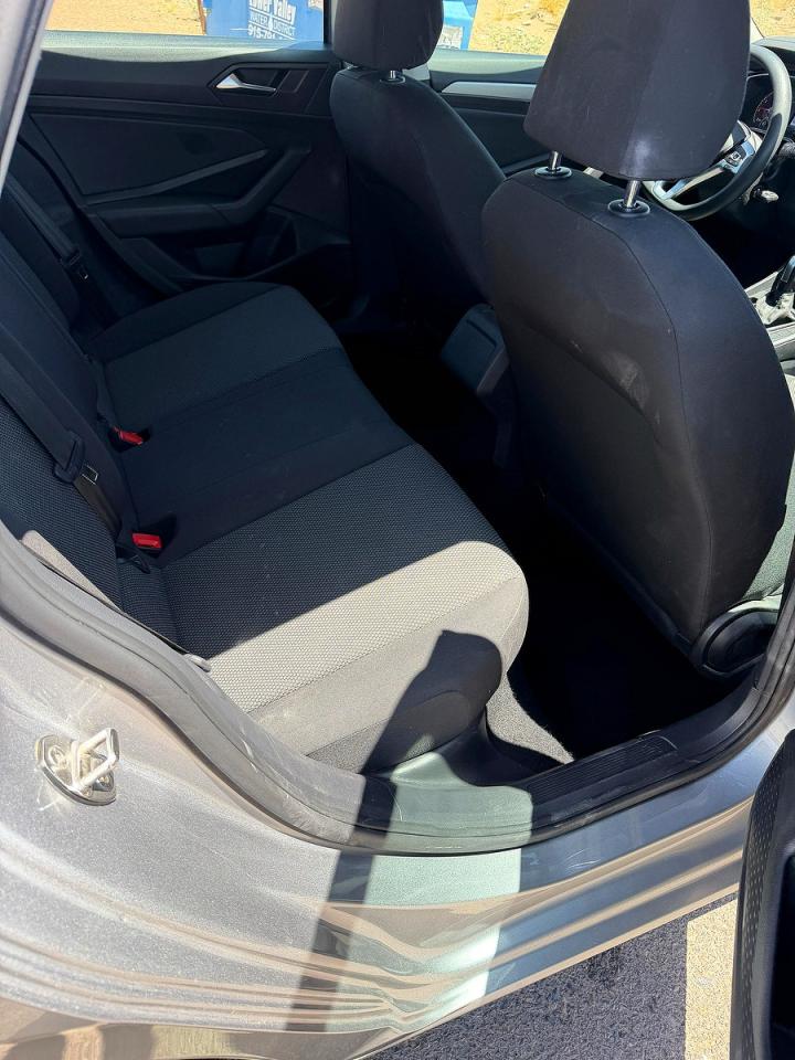 Volkswagen Jetta S
