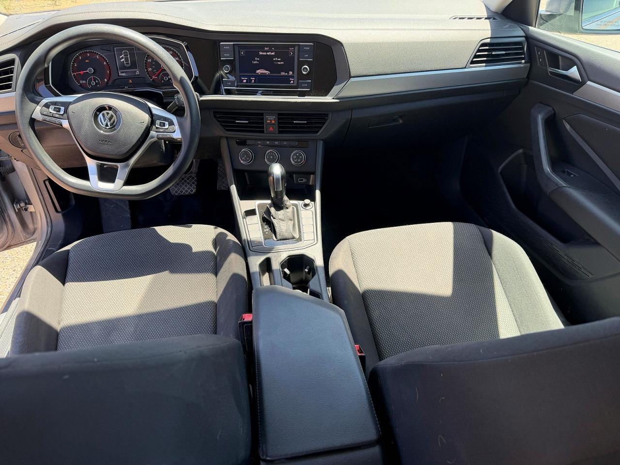 Volkswagen Jetta S