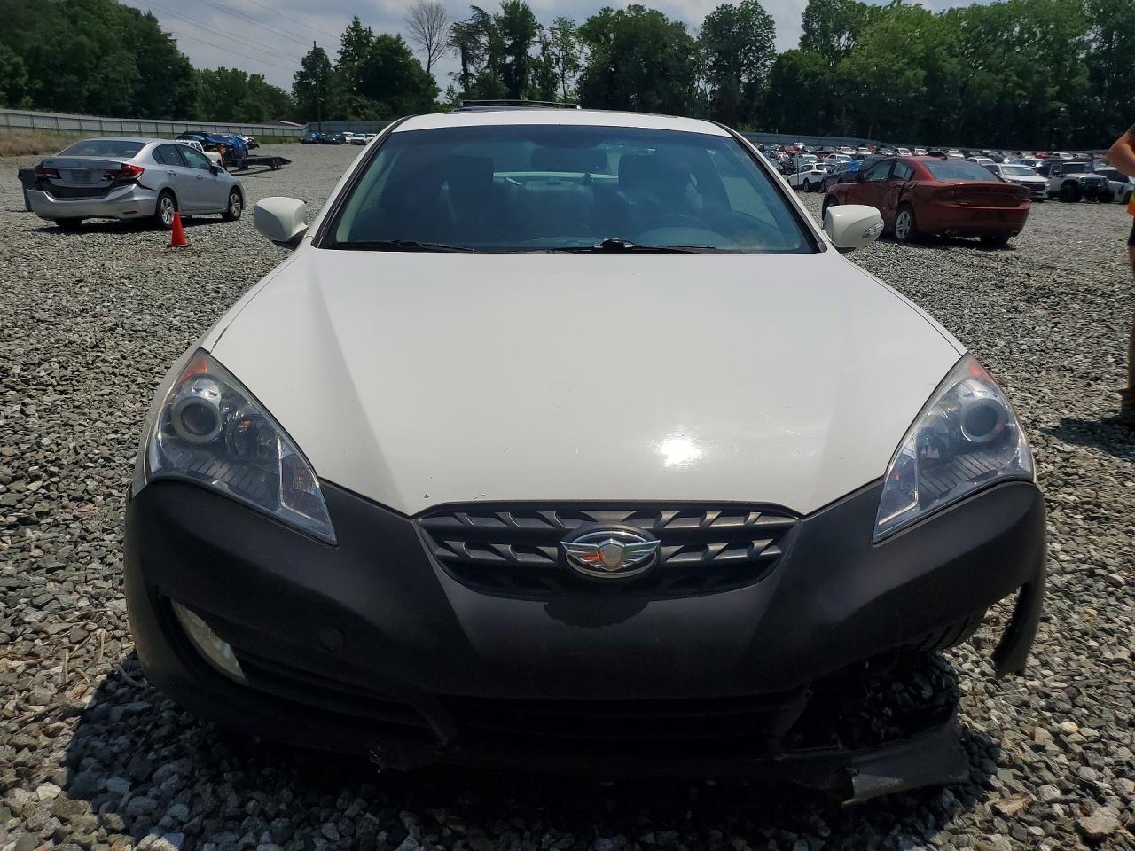 Hyundai Genesis 3.8l