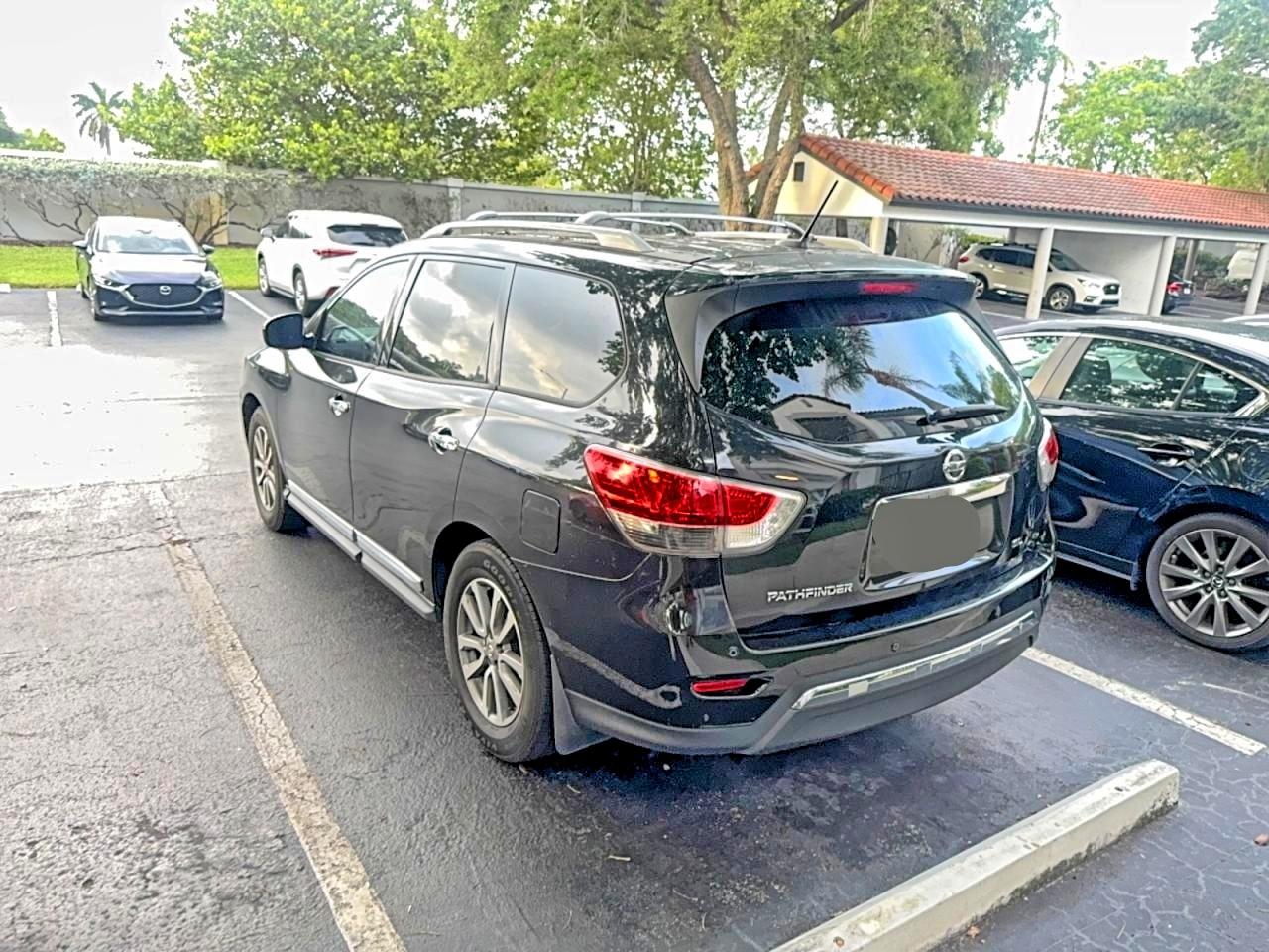 Nissan Pathfinder Sl
