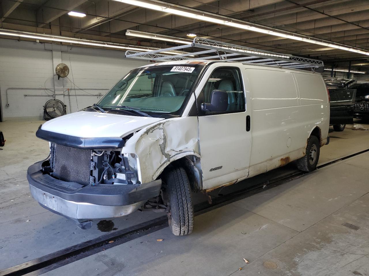 Salvage Chevrolet Express Image