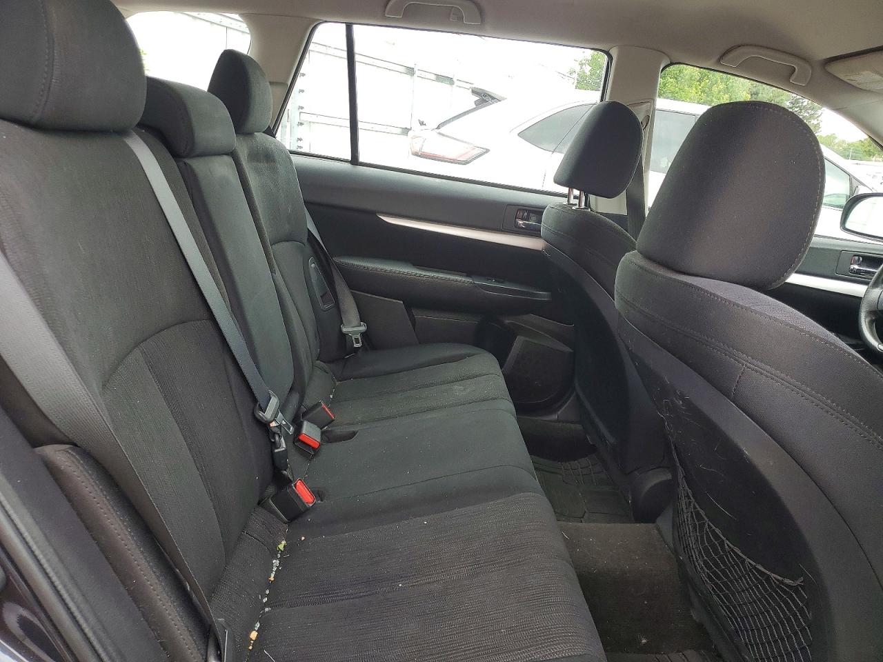 Subaru Outback 2.5i