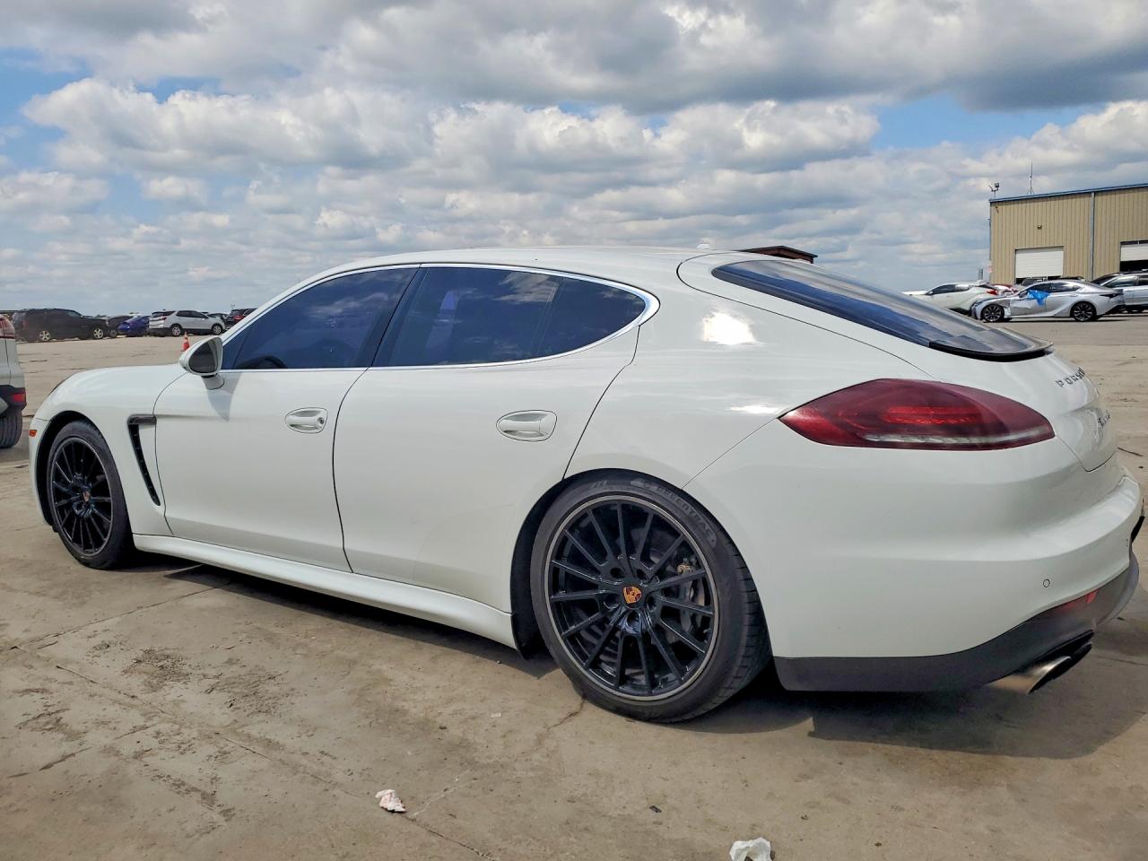 Porsche Panamera S