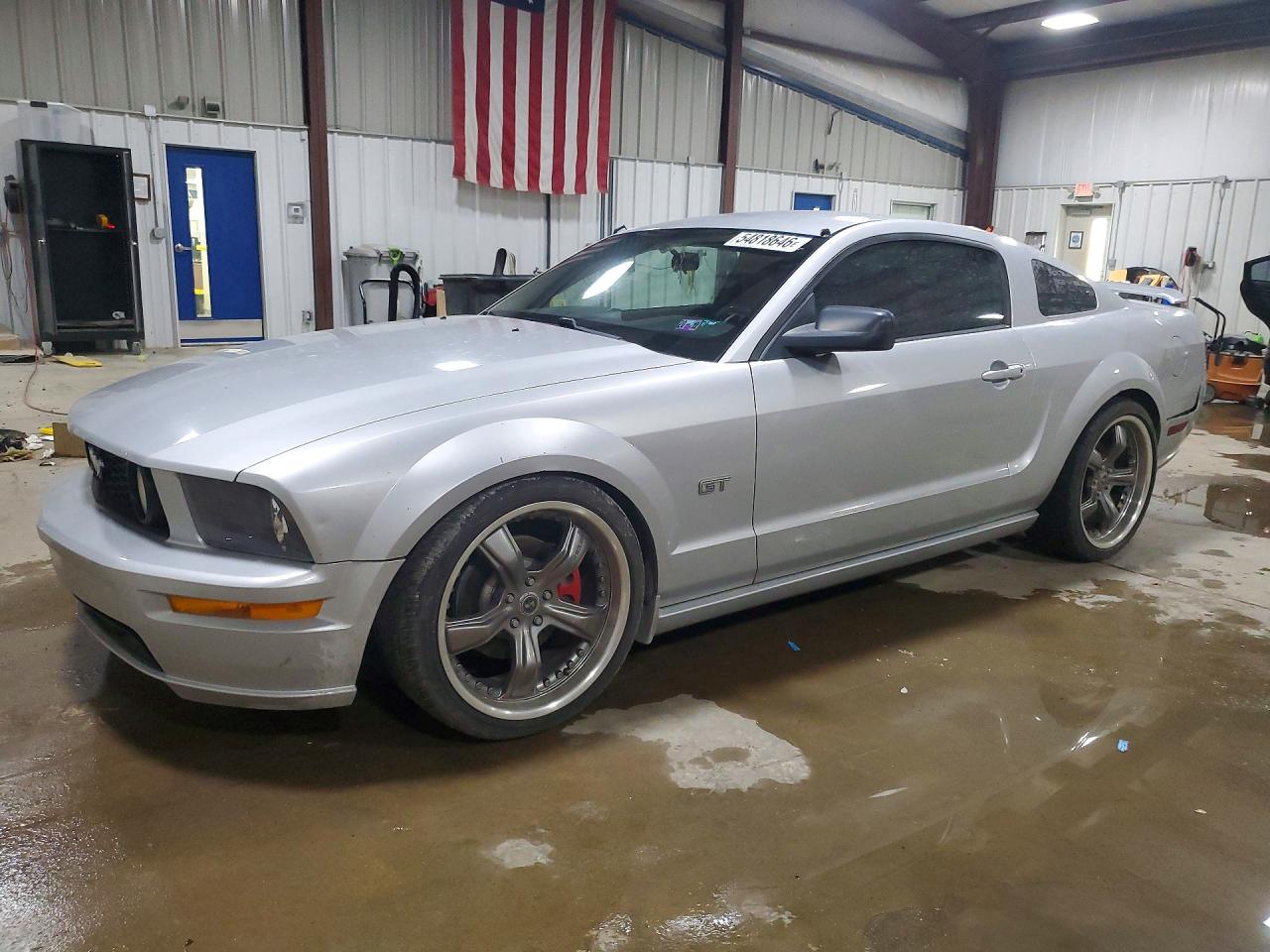Salvage Ford Mustang Image