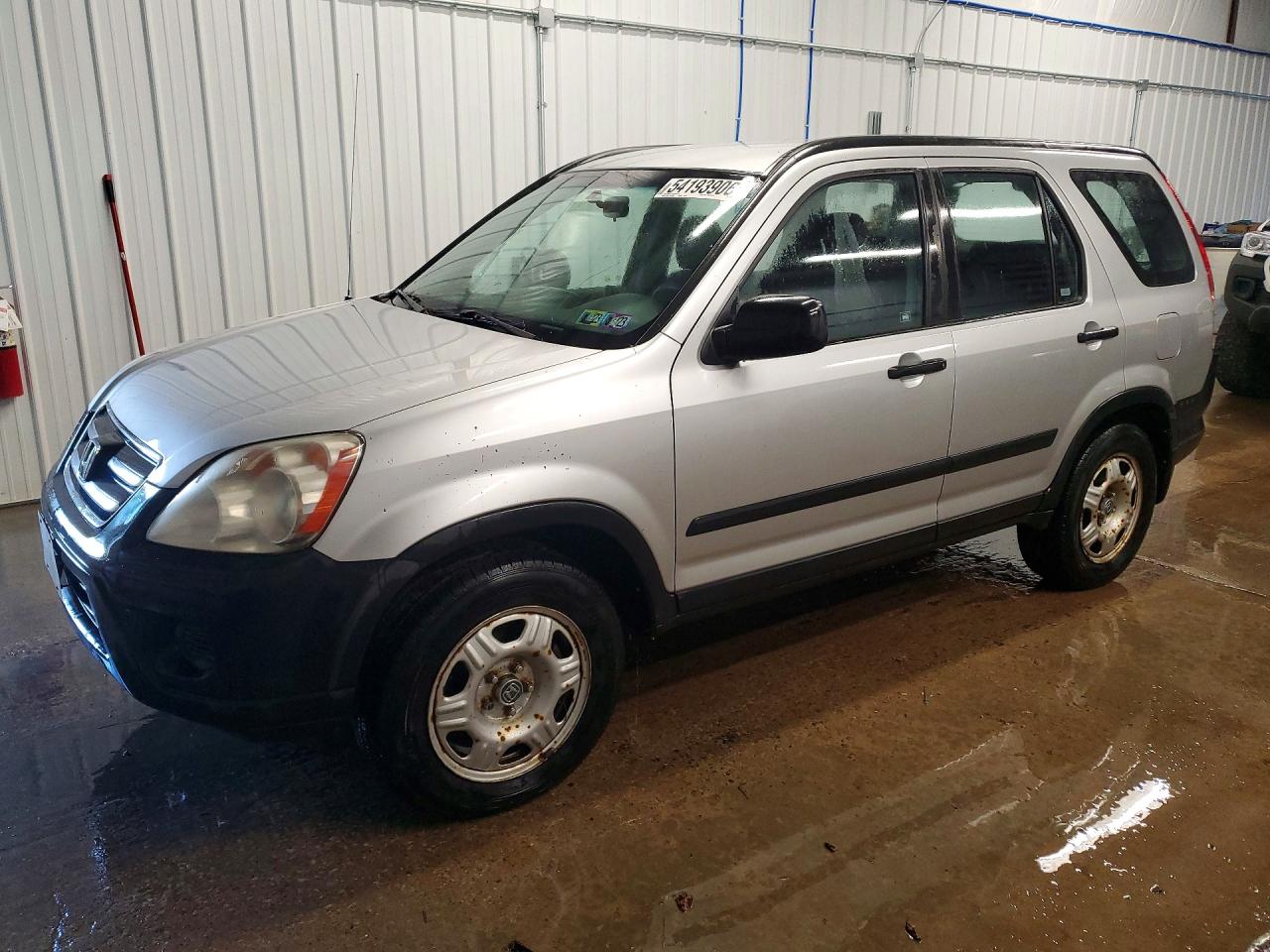 Salvage Honda Crv Image