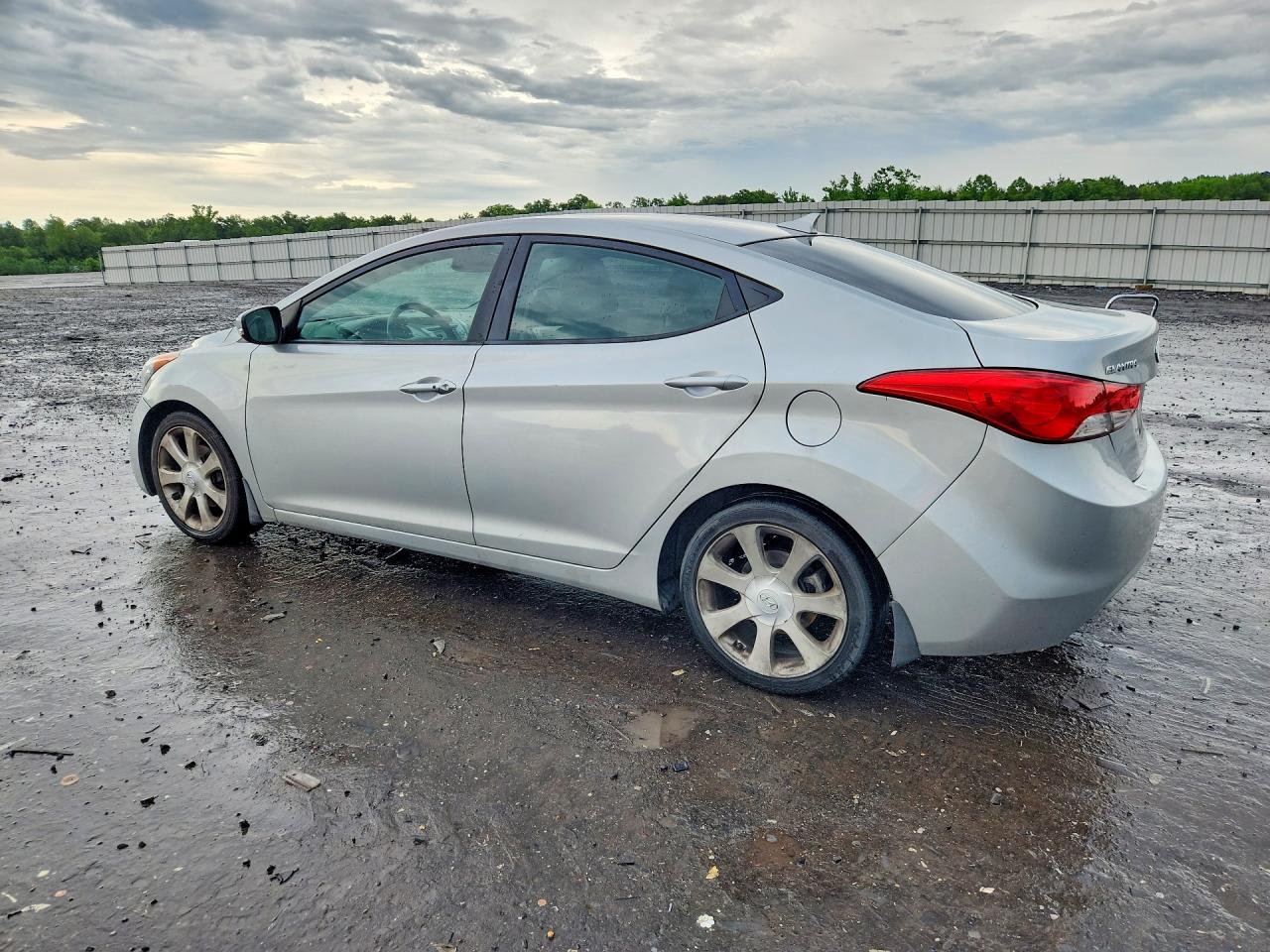 Hyundai ELANTRA Limited