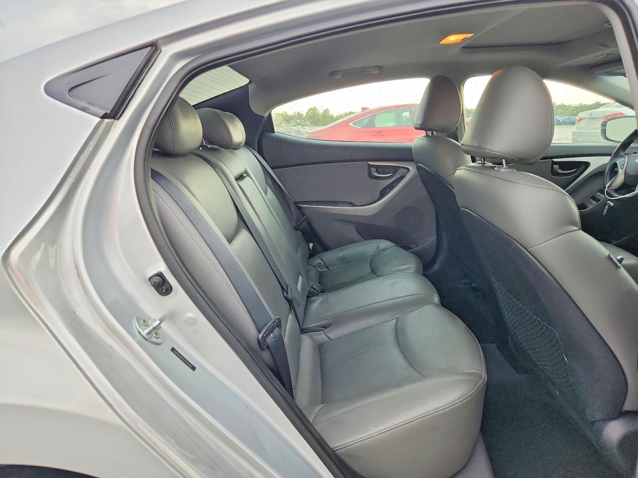Hyundai ELANTRA Limited