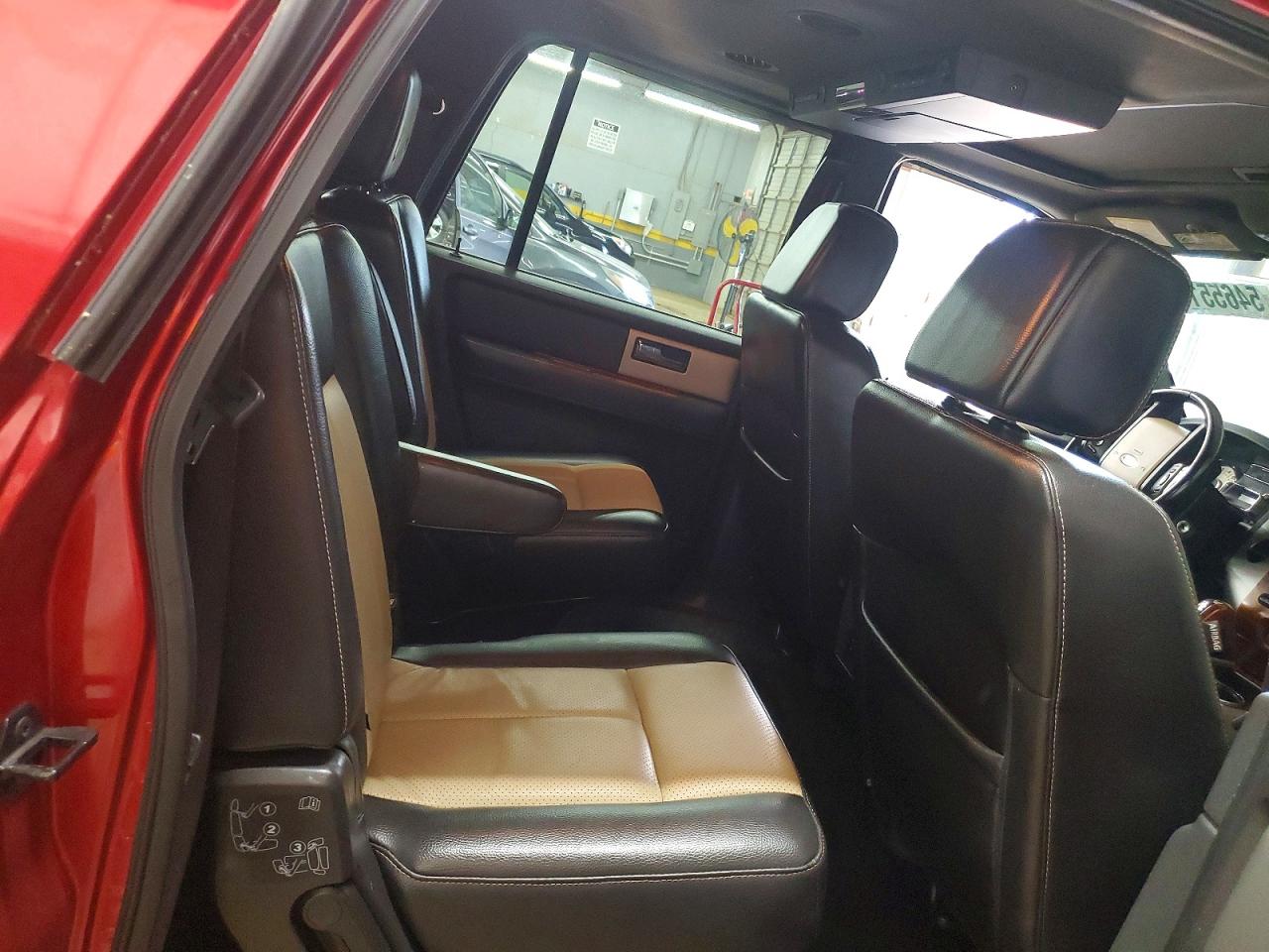 Ford Expedition El Eddie Bauer