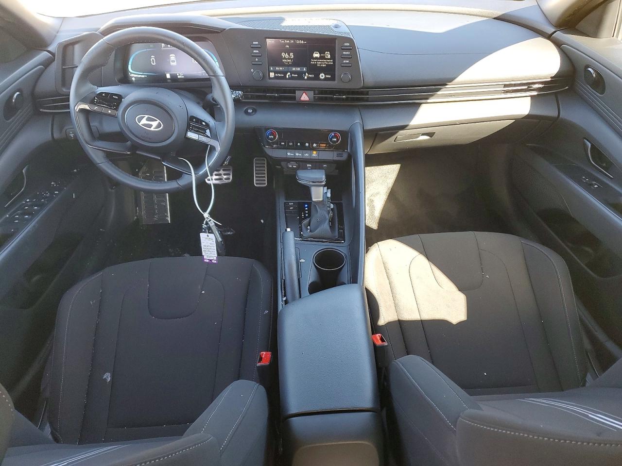Hyundai ELANTRA Sel Sport