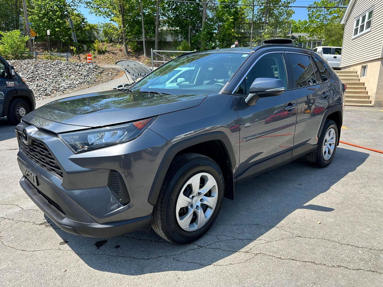 Salvage Toyota RAV4 Image