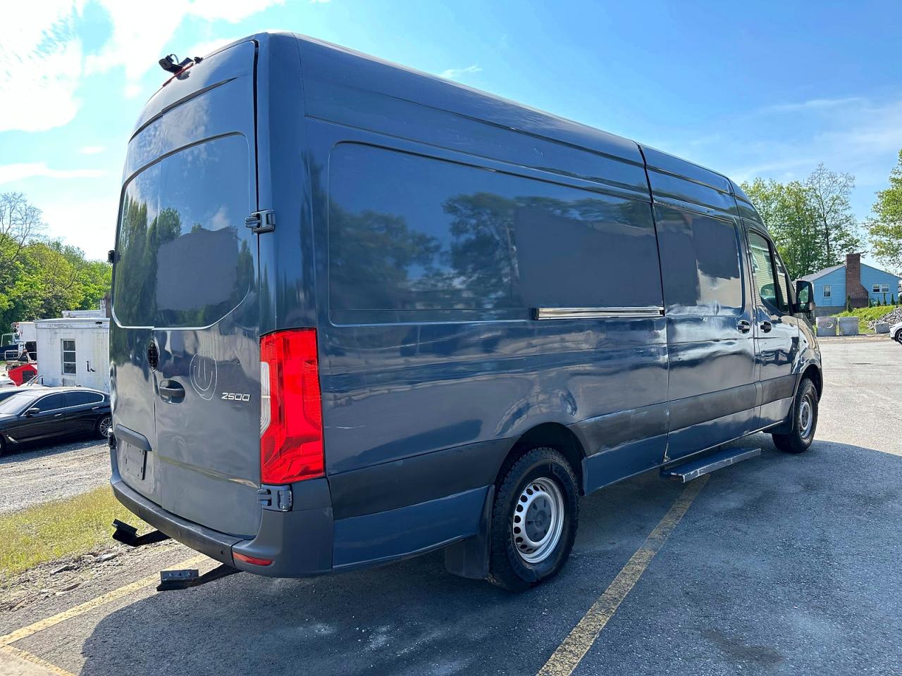 Mercedes-Benz Sprinter 2500