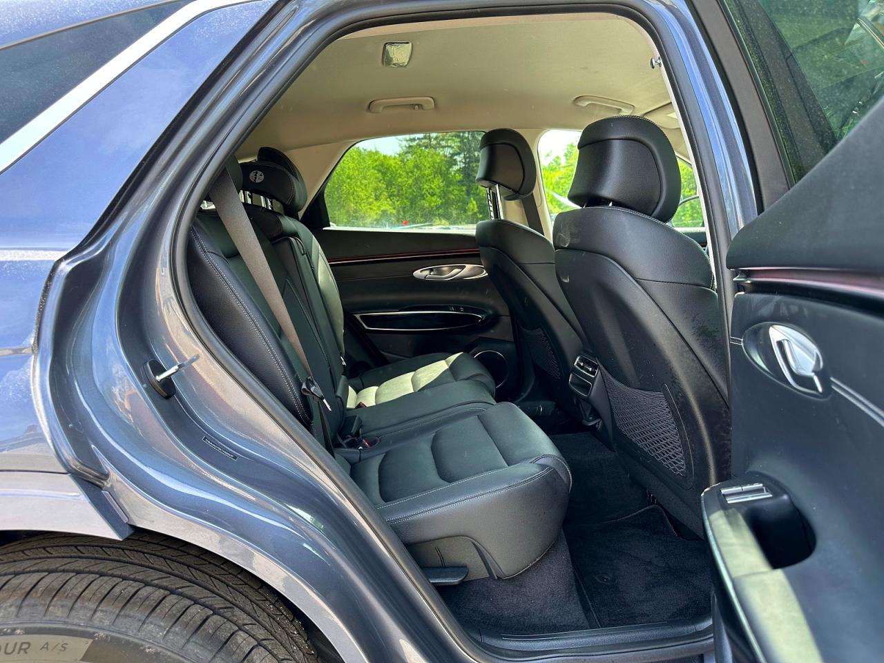 Genesis Gv70 2.5t 2.5t Standard