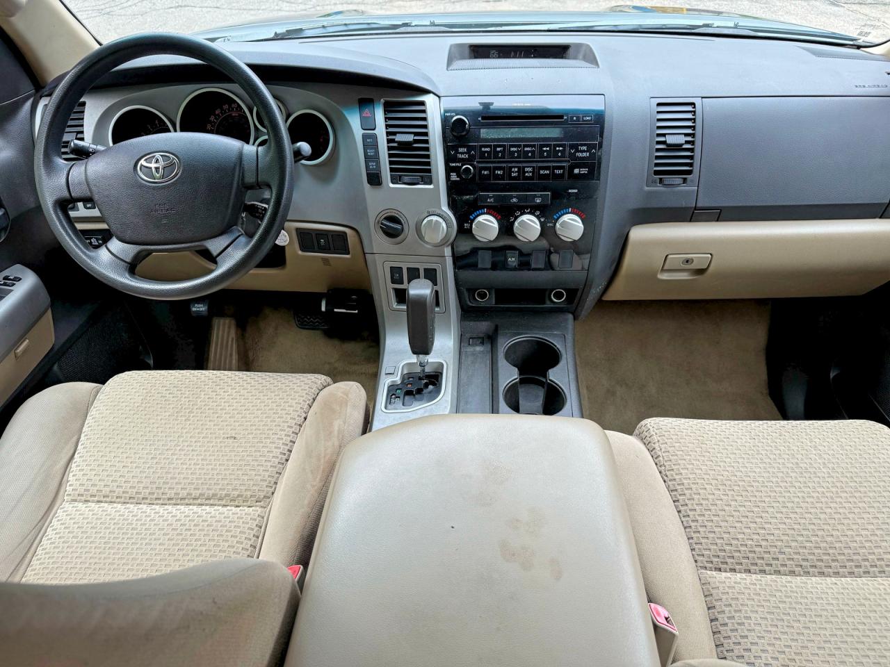 Toyota Tundra Crewmax Sr5