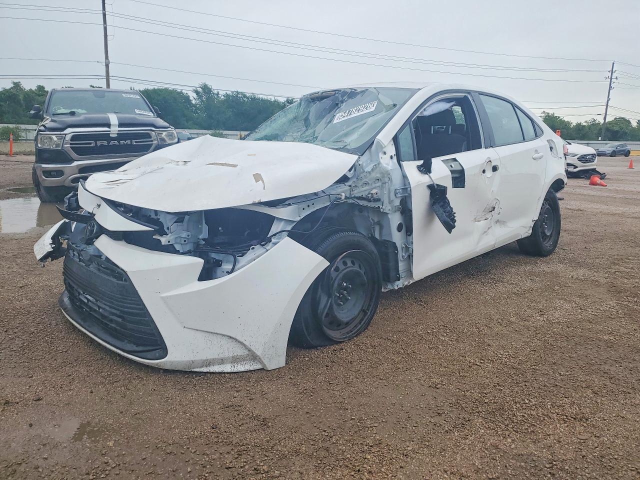Salvage Toyota Corolla Image