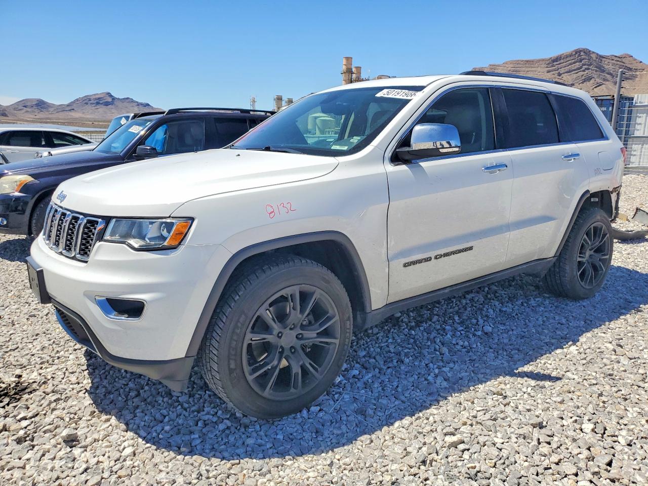 Salvage Jeep Grand Cherokee Image