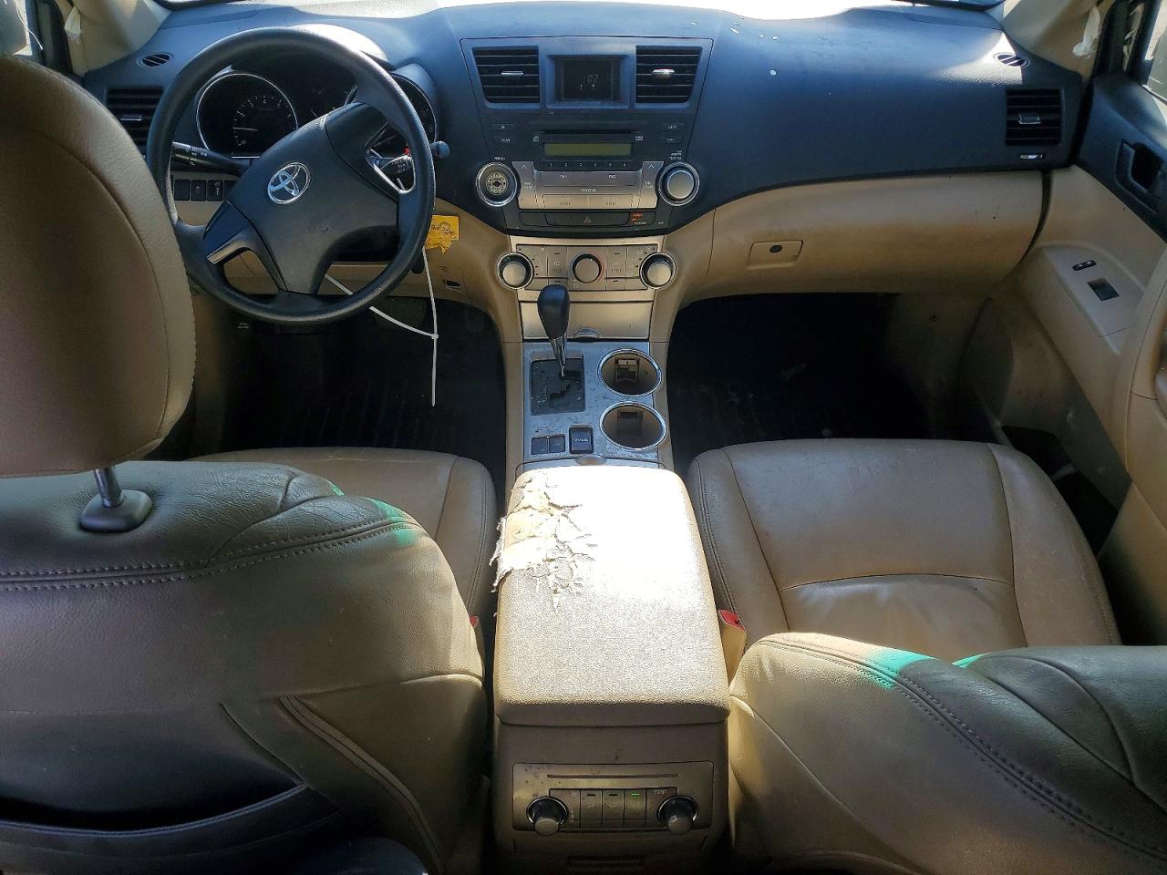 Toyota Highlander Base