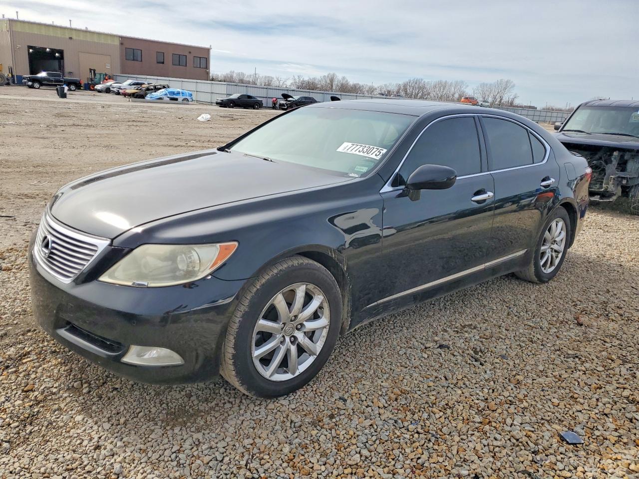 Salvage Lexus LS Image