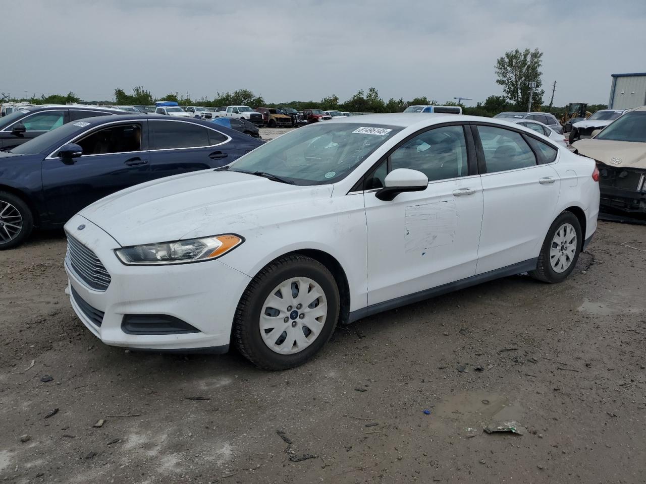 Salvage Ford Fusion Image