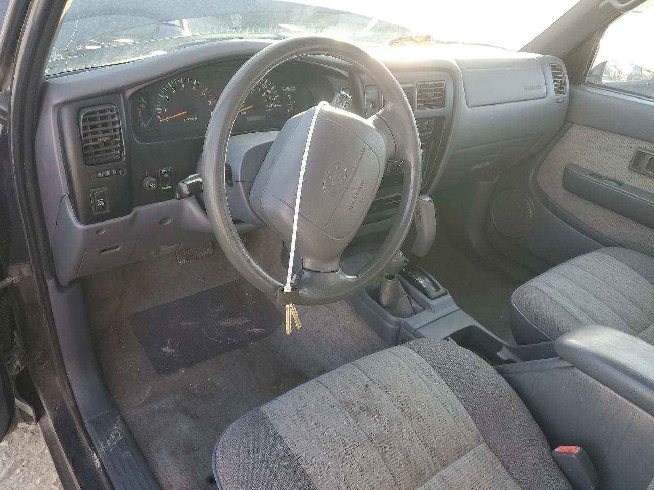 Toyota Tacoma Xtracab