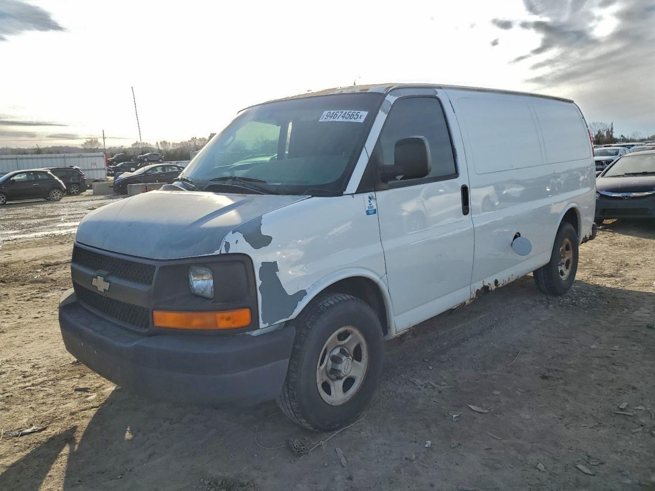 Salvage Chevrolet Express Image