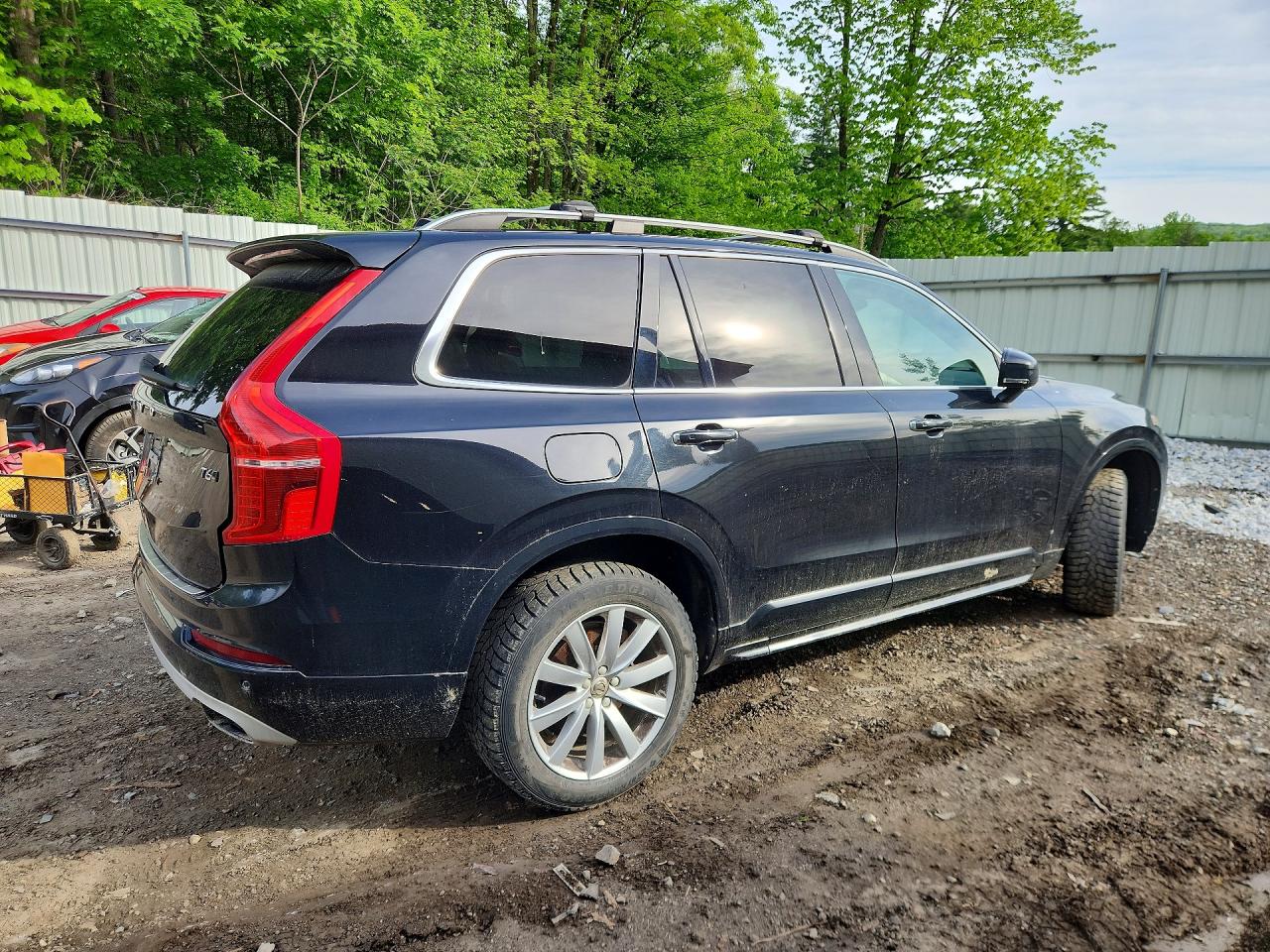 Volvo XC90 T6