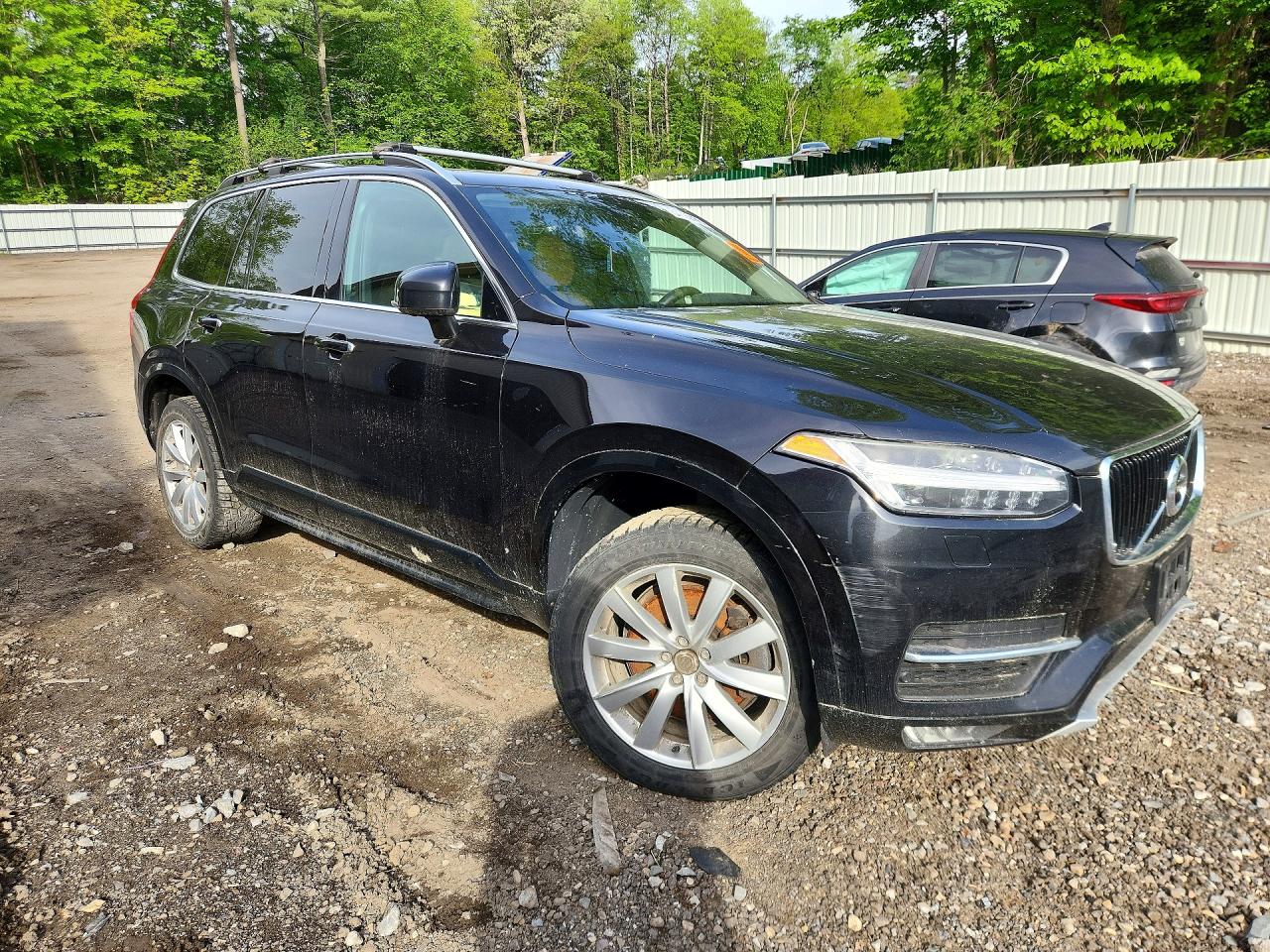 Volvo XC90 T6
