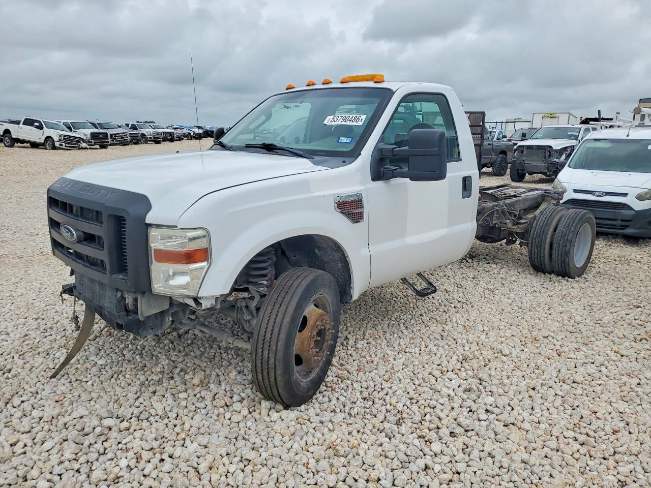 Salvage Ford F-450 Image