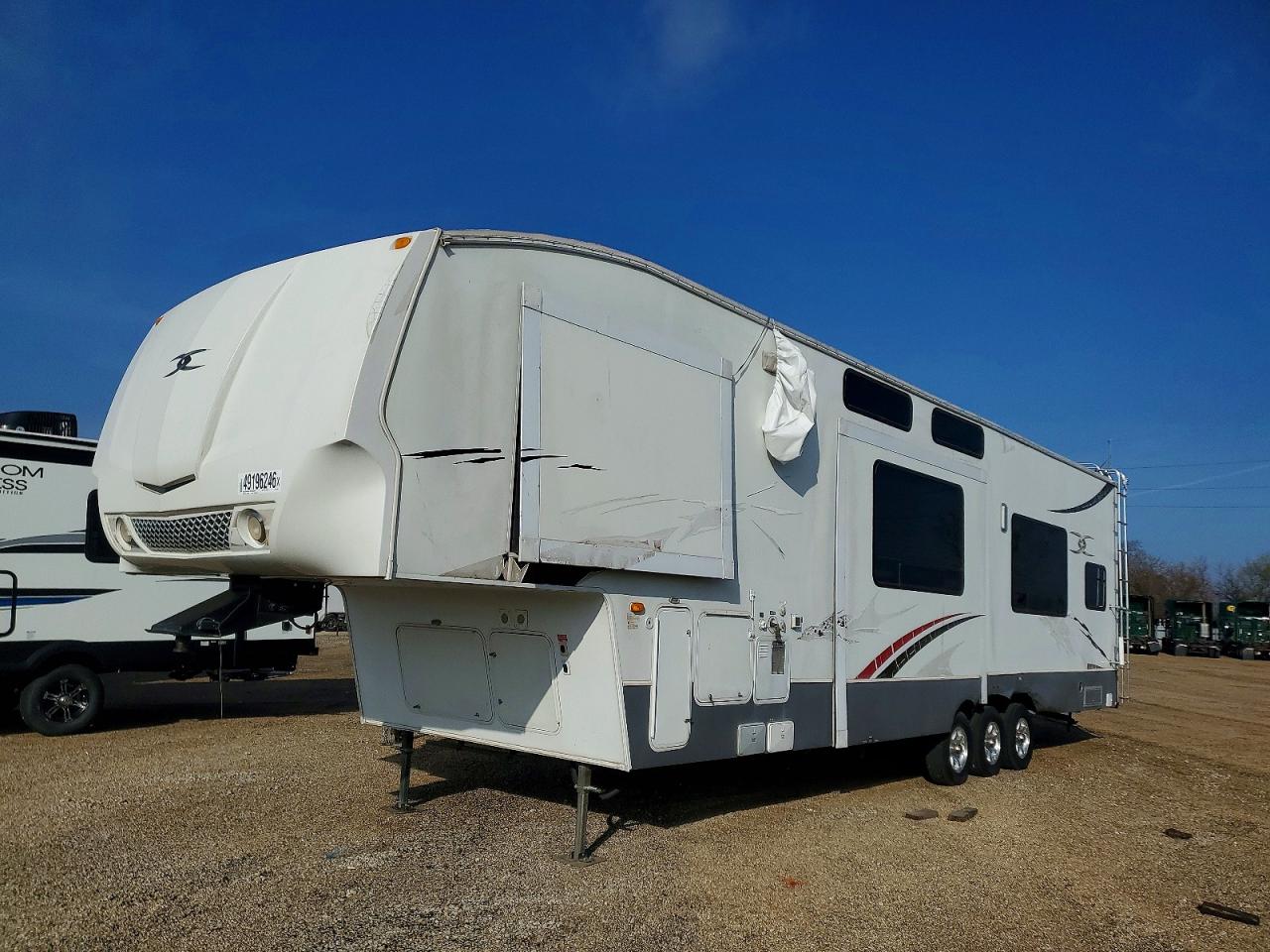 Fuzion Camper