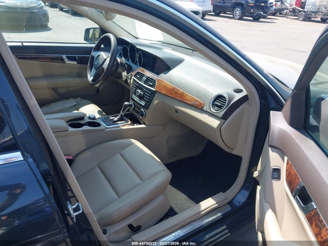 Mercedes-Benz C-Class Sport