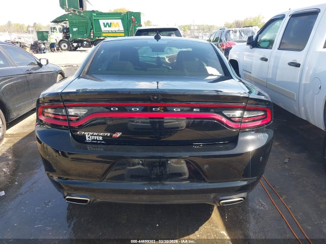 Dodge Charger Sxt Awd