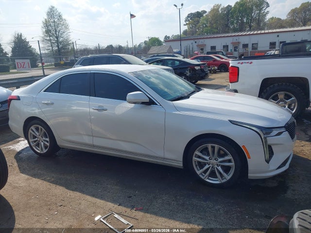 Cadillac CT4 Luxury