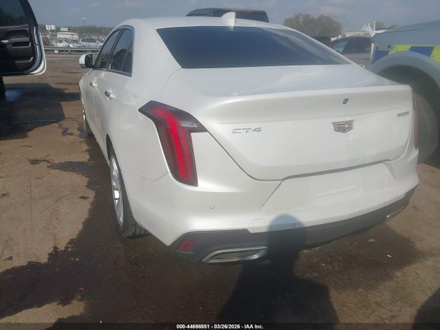 Cadillac CT4 Luxury