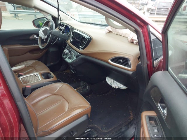 Chrysler Pacifica Limited