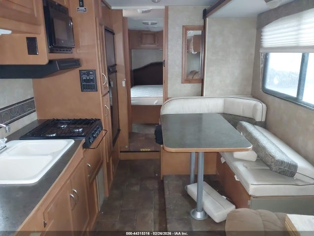 Ford E-450