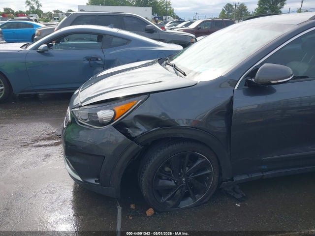 Kia Niro Ex