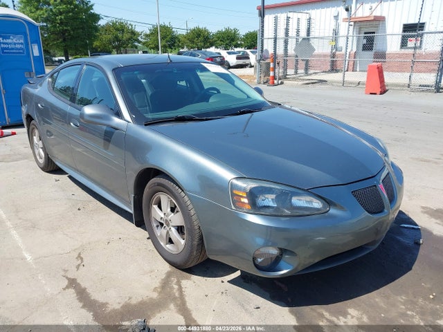 Salvage Pontiac Grand Prix Image