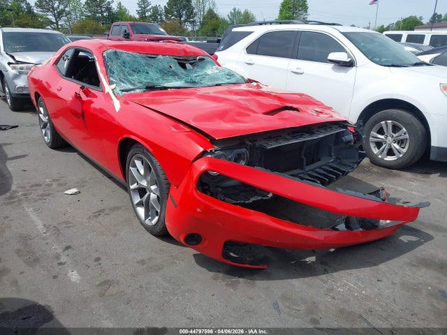 Salvage Dodge Challenger Image
