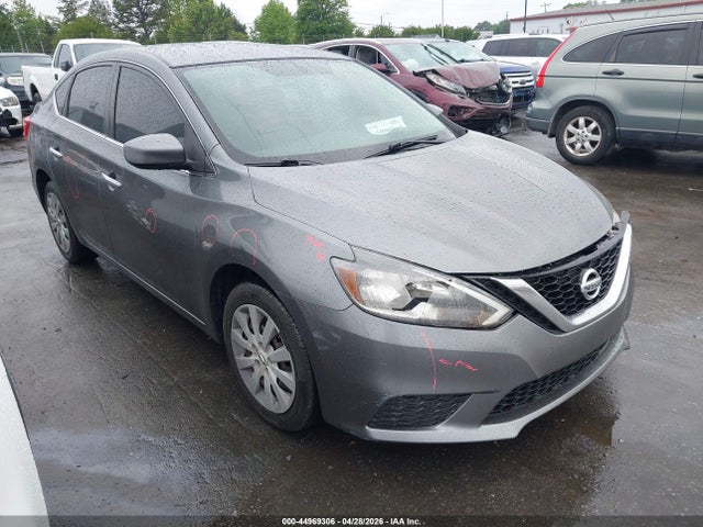 Salvage Nissan Sentra Image