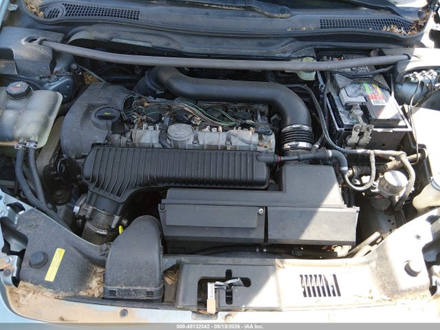 Volvo C70 T5