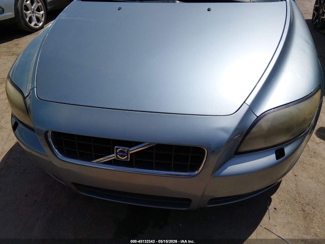 Volvo C70 T5