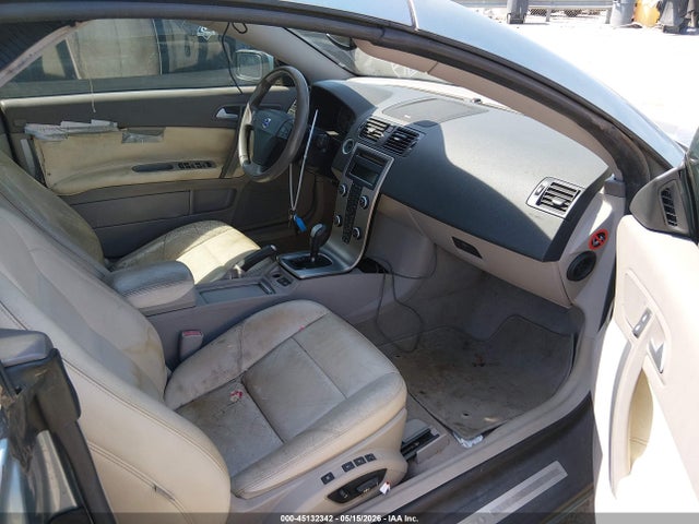 Volvo C70 T5