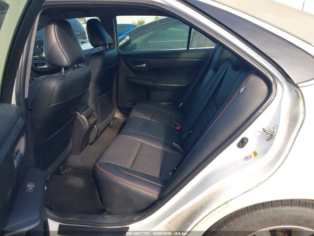 Toyota Camry Se