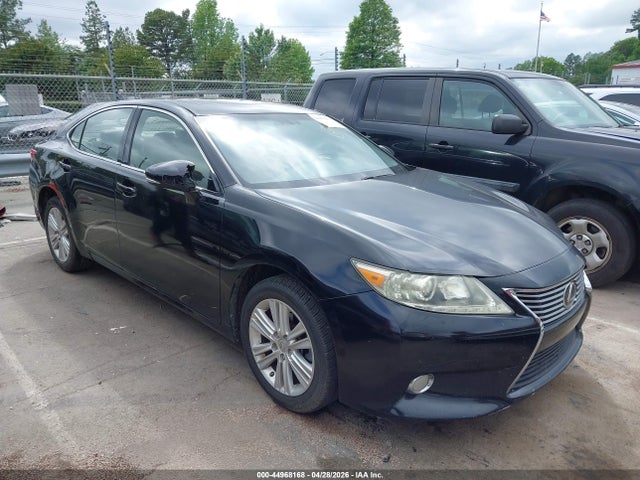 Salvage Lexus Es Image