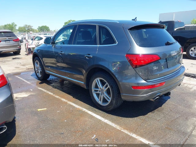 Audi Q5 2.0t Premium