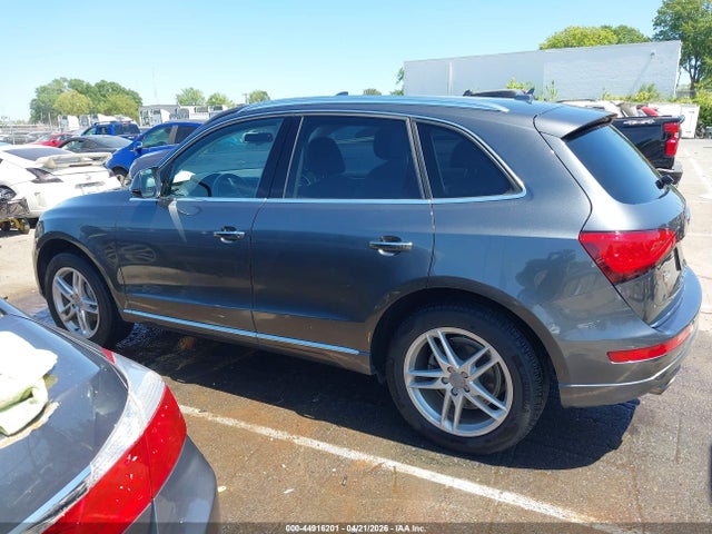Audi Q5 2.0t Premium